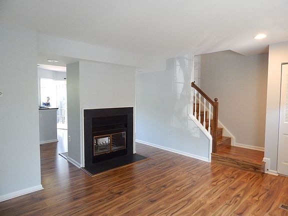 3rd image of 5740 Evergreen Knoll Ct