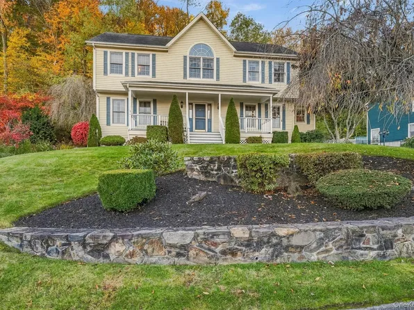 45 Wellington Court, Yorktown Heights, NY 10598