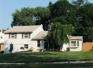 122 Sloan Rd, Springfield, PA 19064