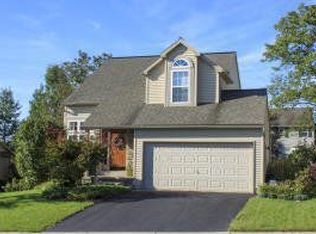 910 Hedgewyck Ln, Elizabethtown, PA 17022