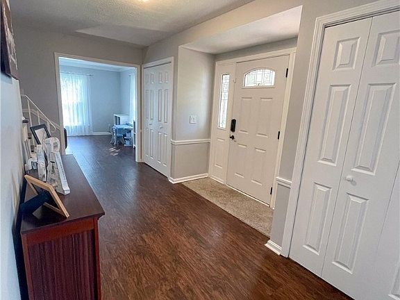 4th image of 9247 Idlewood Dr