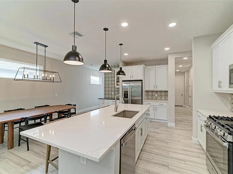 1079 Waterline Ct — Photo 17