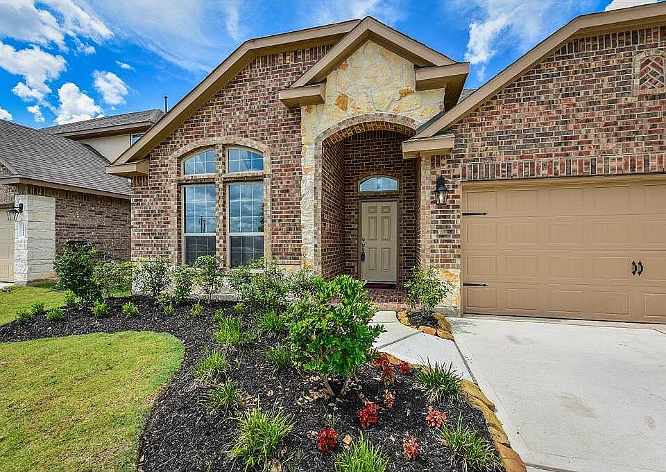 1st image of 24014 Amaranto Ln