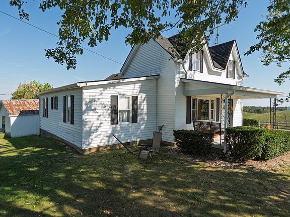 5th image of 1495 Keefer Rd