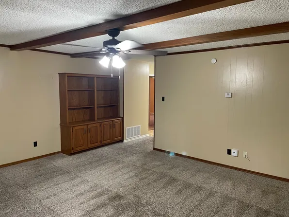 8704 Harvard Dr, Fort Smith, AR 72908