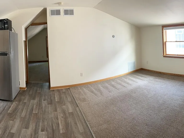 2433 S Austin St #UPPER — Photo 5
