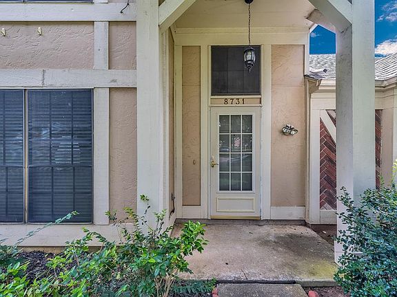 4th image of 8731 Rocky Valley Dr