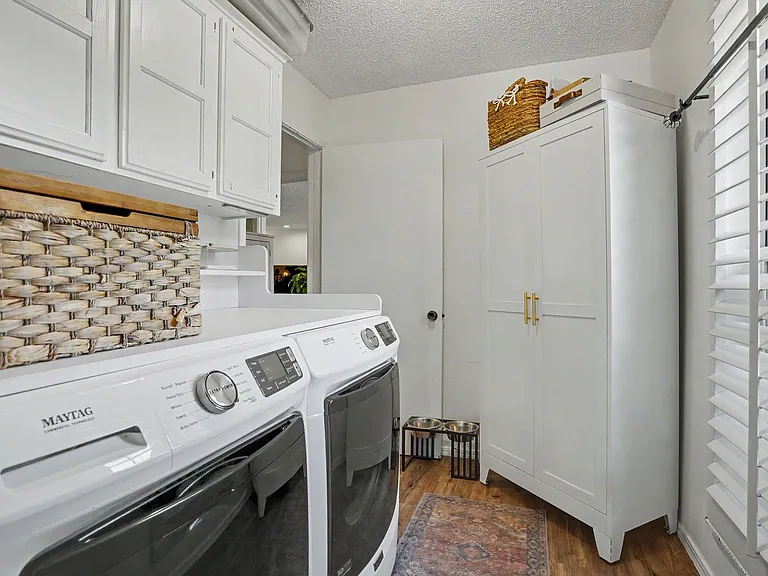 710 Christmas Ln — Photo 18