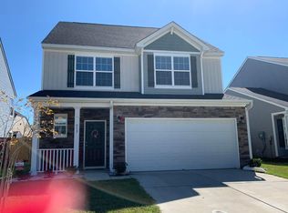 517 Lateleaf Dr, Moncks Corner, SC 29461