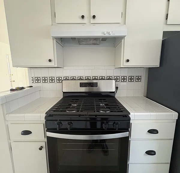474 Sherman Ave #6 — Photo 13