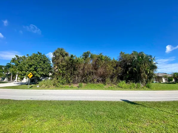 1185 SE Cambridge Drive, Port St Lucie, FL 34952