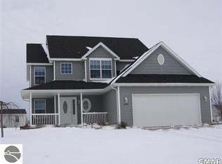 1806 Morning Mist Ln, Mount Pleasant, MI 48858