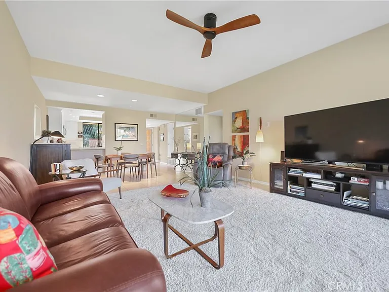 48 Palma Dr — Photo 7