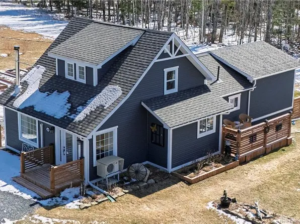 169 Storeytown Rd, Doaktown, NB E9C 1S3