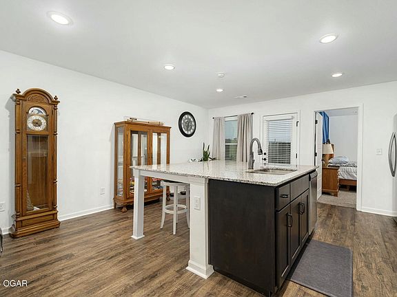 4th image of 407 Eagle Edge Drive