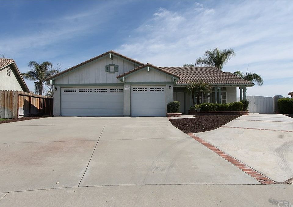 1st image of 24350 Copperhead Cir