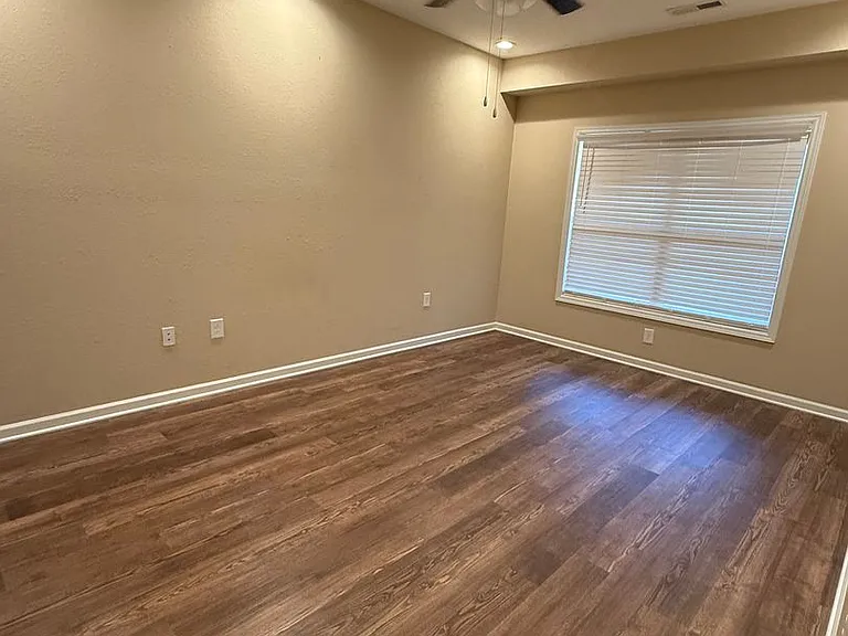 2316 Speedway Blvd — Photo 21