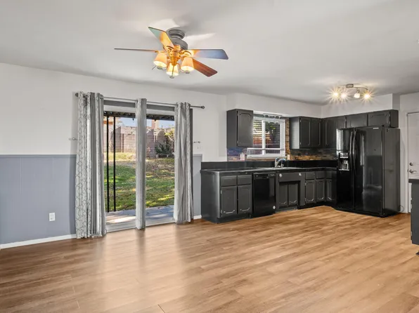 712 Shirley St NE, Albuquerque, NM 87123