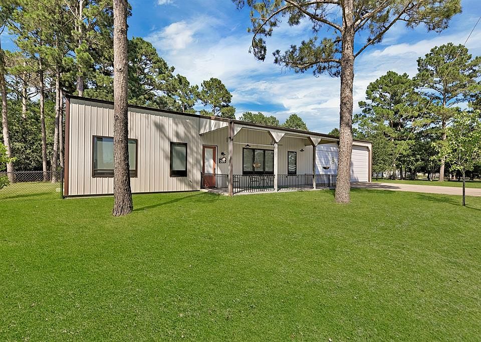 1st image of 386 Davenport Dr
