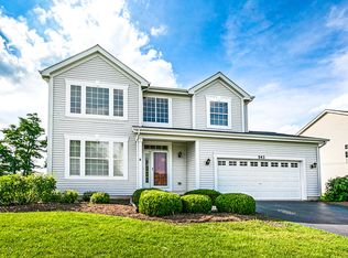 543 Parkside Ln, Yorkville, IL 60560