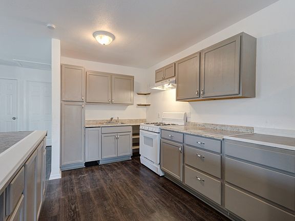 5th image of 878 Avondale Ave