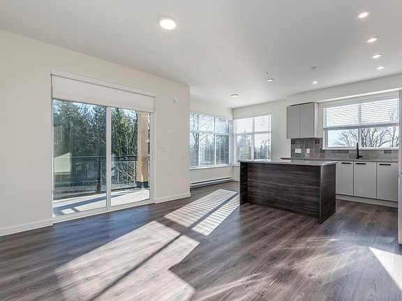 2nd image of 33920 Best Ave #311