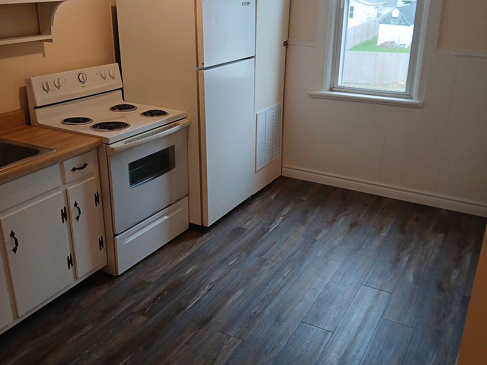 1st image of 18 E Lapeer St #3