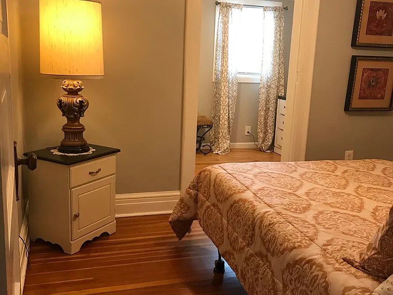 Bedroom #2 queen bed