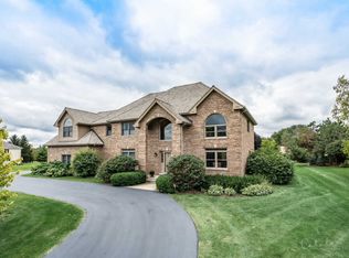 184 Sycamore Dr, Hawthorn Woods, IL 60047