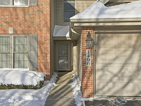 3rd image of 1496 Lakewood Ln