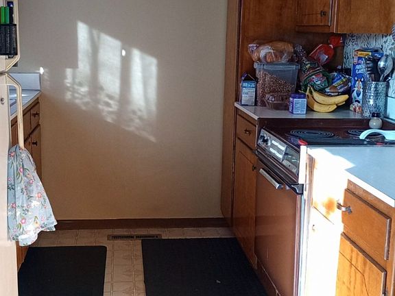 4th image of 142 Lakewood Dr #142