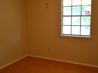 703 Swiss Ct, College Station, TX 77840