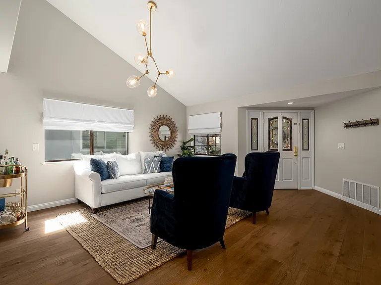 30092 Clearwater Dr — Photo 6