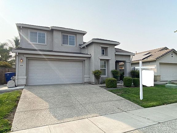 3rd image of 5581 Celebration St