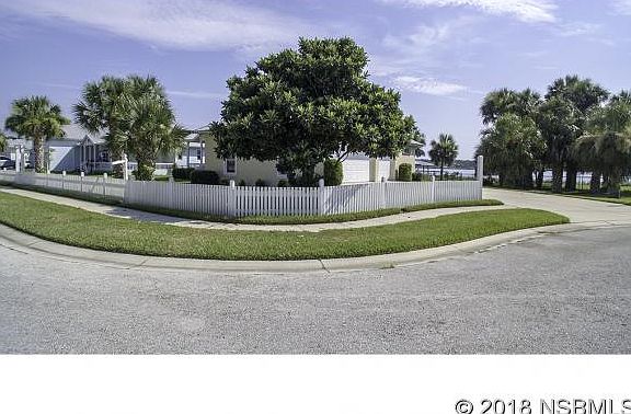 4th image of 2818 Bay Side Dr