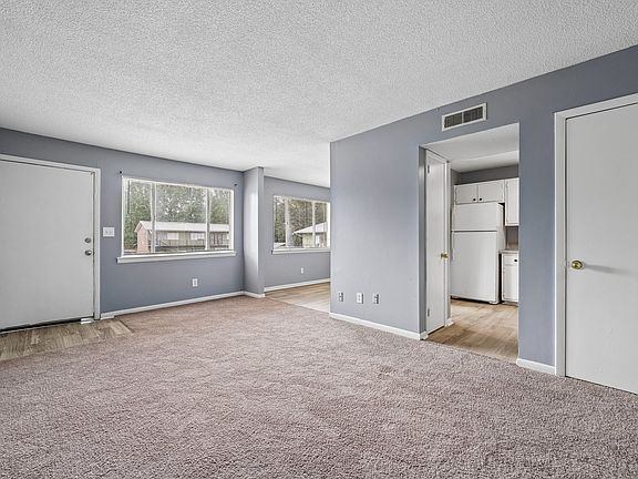 4th image of 1017 17th St SW #A10101094
