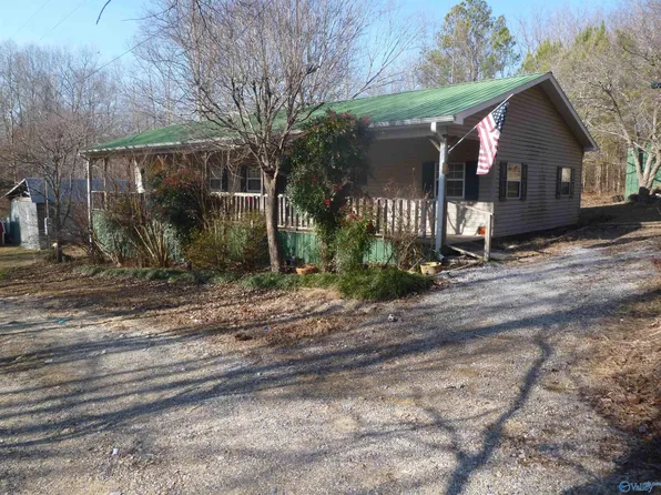 237 Bray Dr, Henagar, AL 35978