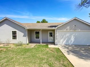 607 Ranch Rd, Granbury, TX 76049