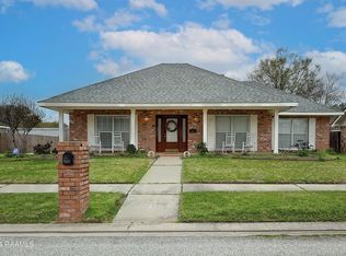 105 Destiny Dr, Lafayette, LA 70506