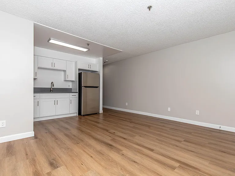 Bella Vista Senior Apartments — Photo 39