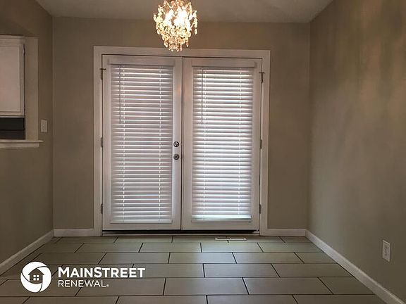 5th image of 1701 S Speas Dr