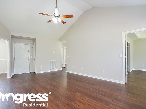 4th image of 3829 Northbrook Dr