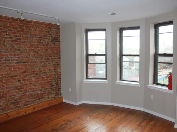 425 Monroe St #3, Philadelphia, PA 19147