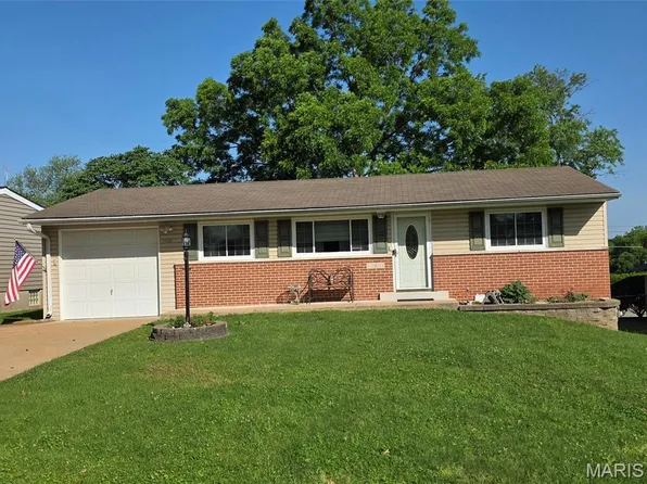 10531 Crecelius Dr, Saint Louis, MO 63123