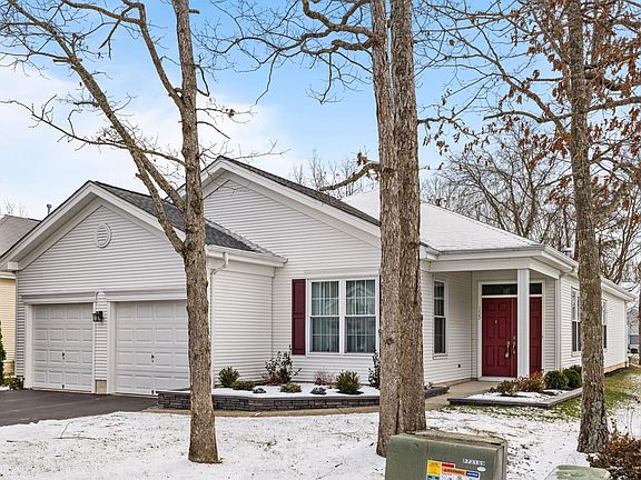 5th image of 155 Southampton Dr