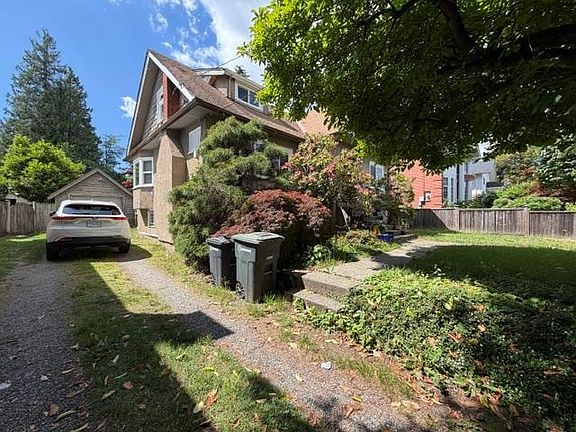 5th image of 7079 Waverley Ave