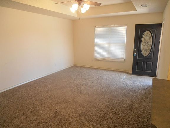 3rd image of 4401 Kemper St Unit 2