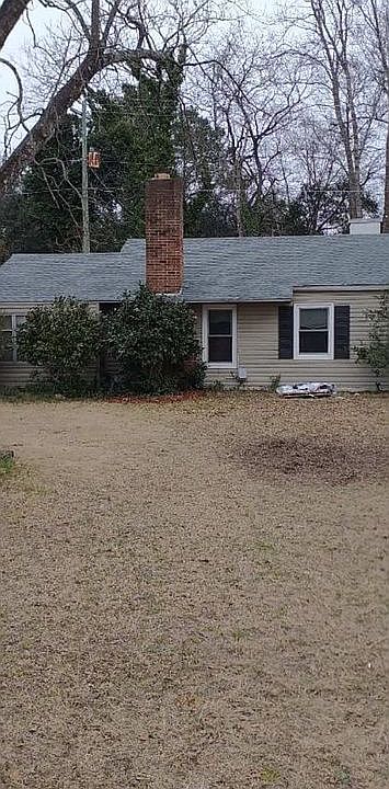 2nd image of 1064 Croft Ave NE