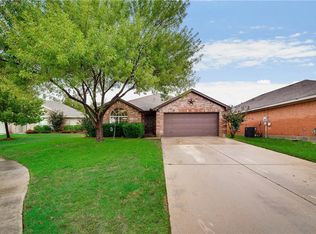 3224 Spring Crest Ct, Hurst, TX 76053