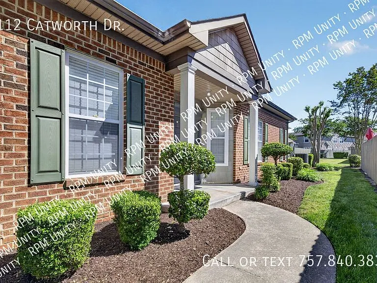 2112 Catworth Dr — Photo 10